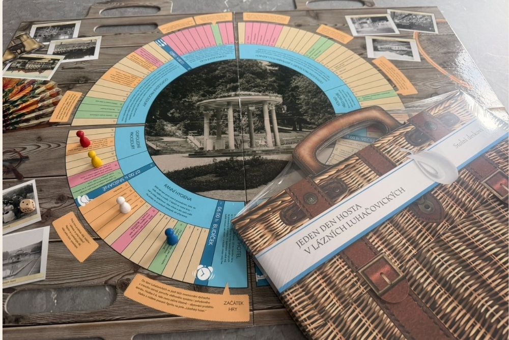 Hra - Jeden den hosta v lázních Luhačovických Hra - Jeden den hosta v lázních Luhačovických